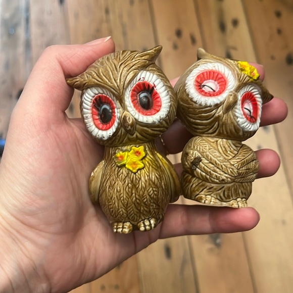 Vintage MCM Owl Salt and Pepper Shakers - Picture 2 of 4